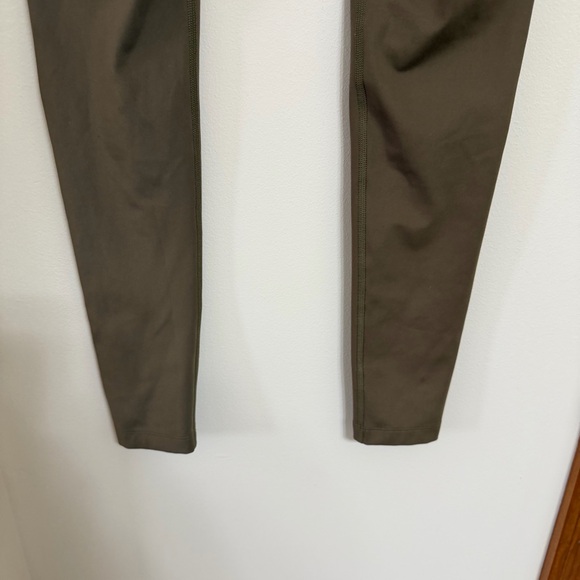 Girlfriend Collective Tan Apparel - Picture 4 of 7